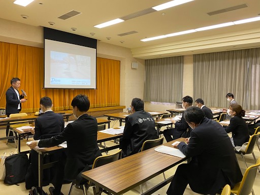 石藤明人