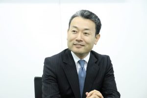 石藤明人