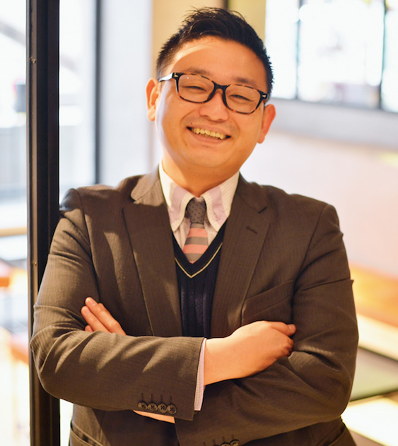 石藤明人